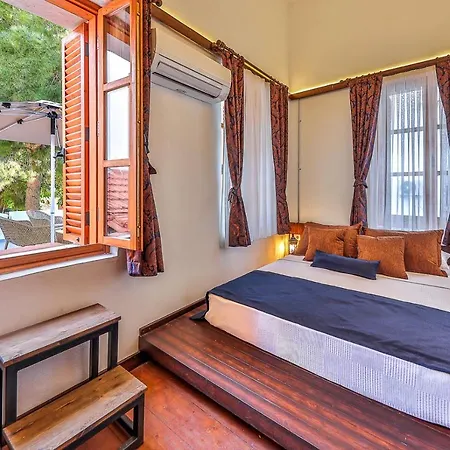 Otel Mavi Kiyi Konak Kaş